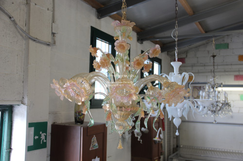 Lampadario floreale vetro di murano cristallo rosa oro modello gisele