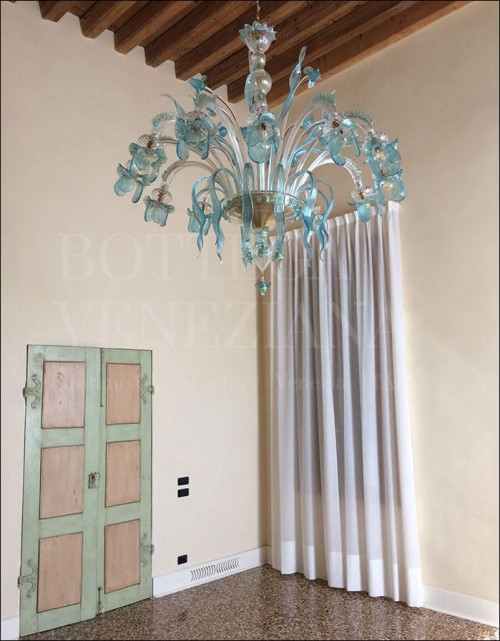 lampadario-murano-accademiaacquamarina-decorato.jpg