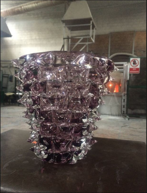 Vaso in vetro di murano ametista modello rostri ametista  realizzato 