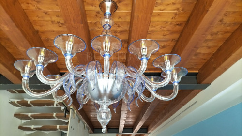 Lampadario murano moderno modello echo cristallo filo blu