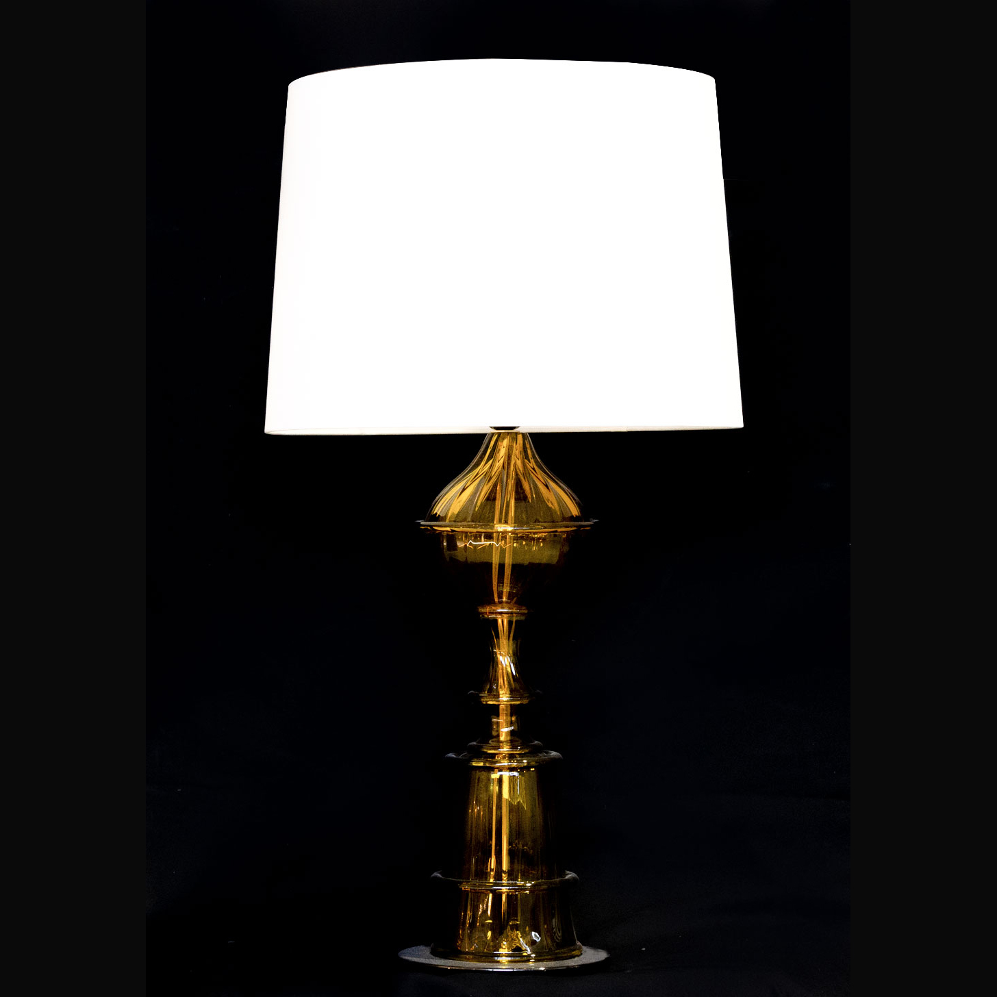 Bottega Veneziana | Lampada tavolo in vetro soffiato di Murano color ambra modello ZAFFIR
